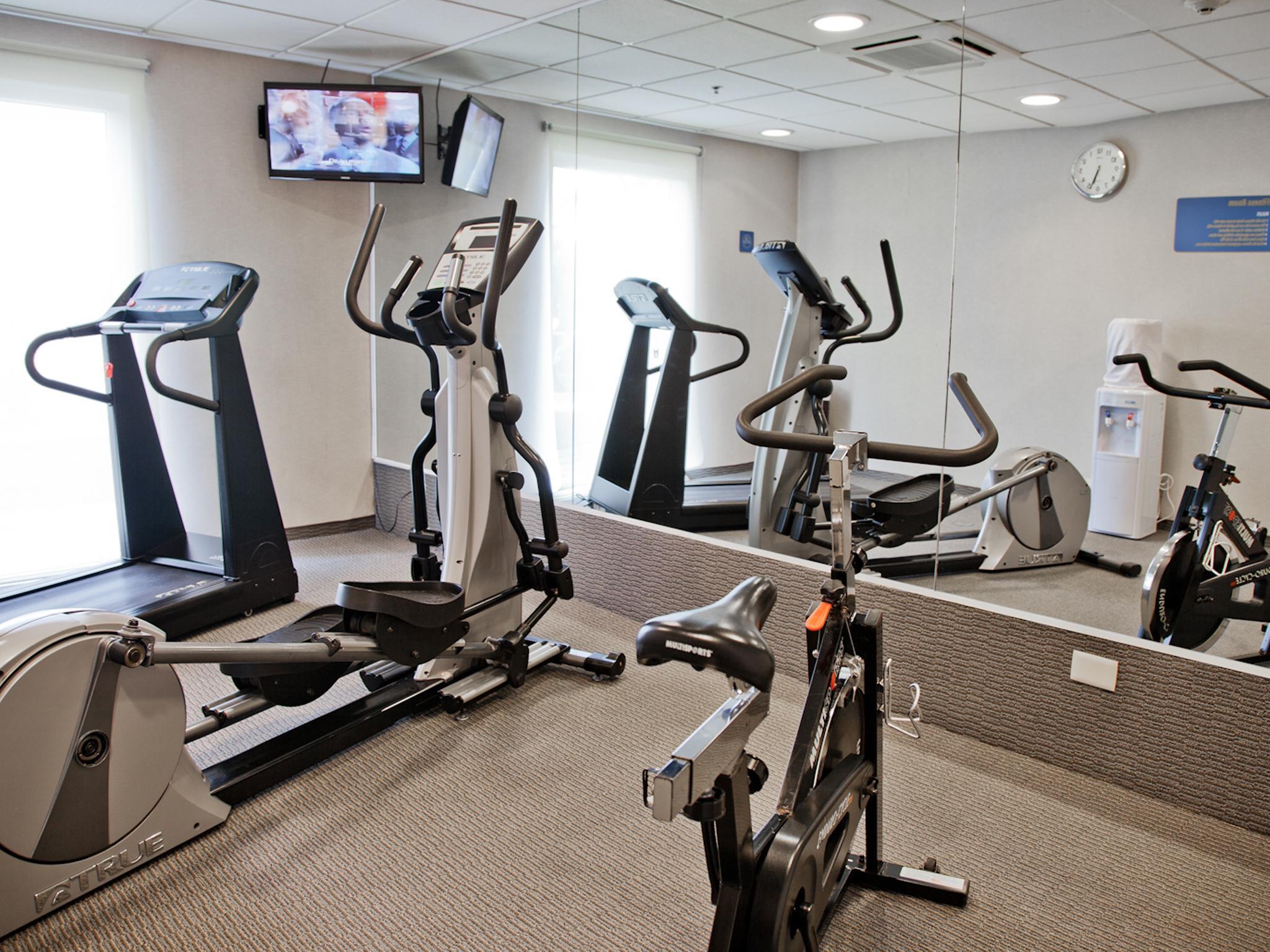 City Express By Marriott Celaya Parque Екстер'єр фото
